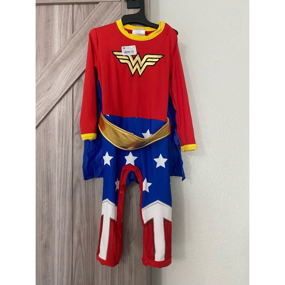 NWOT DC Comics 12-24 months wonder women costume